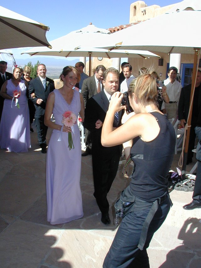 2004/06(June)/Jaymee-Steve-Wedding/02(Wedding-Day)/640x480_2004-06-12-Jaymee-Steve-Wedding-43-Kara.JPG