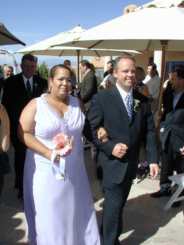 2004/06(June)/Jaymee-Steve-Wedding/02(Wedding-Day)/640x480_2004-06-12-Jaymee-Steve-Wedding-44.JPG