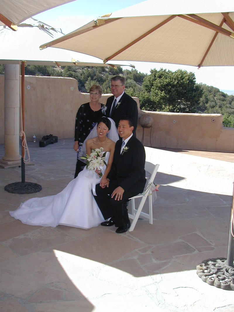 2004/06(June)/Jaymee-Steve-Wedding/02(Wedding-Day)/800x600_2004-06-12-Jaymee-Steve-Wedding-03-Marci-Ron.JPG