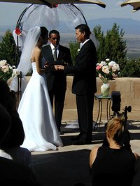 2004-06-12-Jaymee-Steve-Wedding-36-rings.JPG