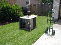 2004-06-04-Replace-AC-furnace-4-old-unit.JPG