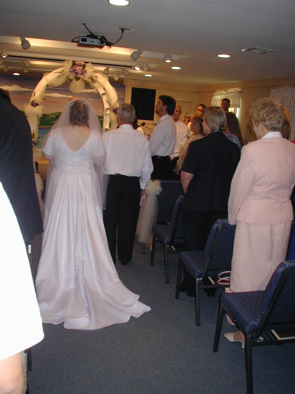 2004/06(June)/Trish-Wedding/1024x768_2004-06-26-Trish-Greg-wedding-06.JPG