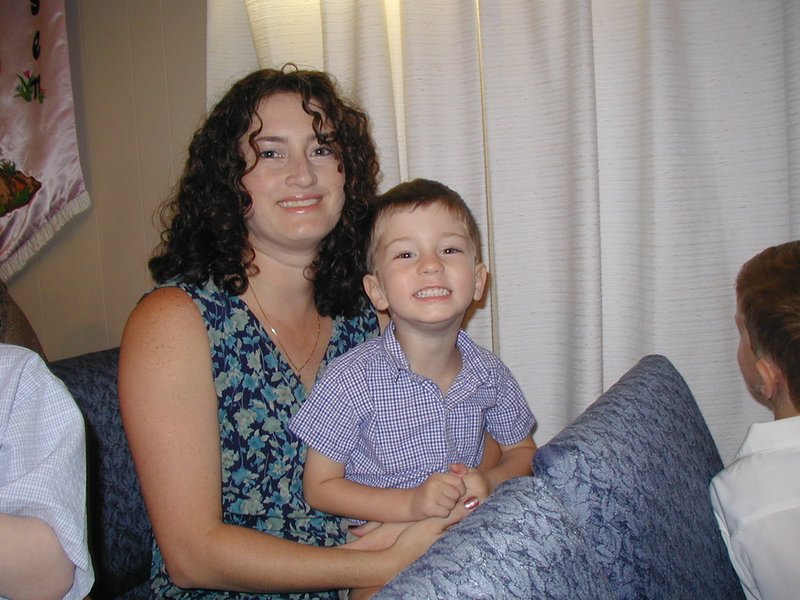 2004/06(June)/Trish-Wedding/2004-06-26-Trish-Greg-wedding-01-Chance-Suzi.JPG