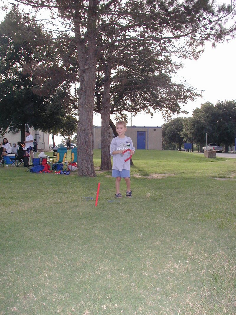 2004/07(July)/AAC-softball-picnic/800x600_2004-07-11-AAC-softball-picnic-12-Chance.JPG