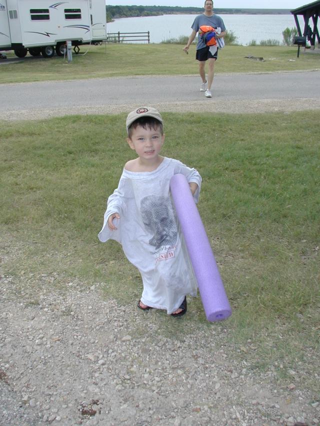 2004/07(July)/Camping-Lake-Geogretown/640x480_2004-07-18-Camping-Lake-Georgetown-2-Dax-Matt.JPG