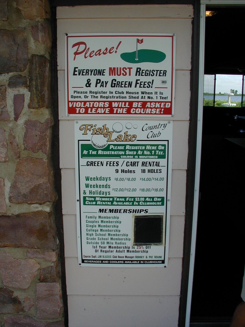 2004/07(July)/SD-Golf/1024x768_2004-07-30-Fish-Lake-Golf-01-prices.JPG