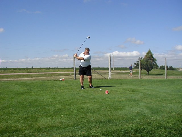 2004/07(July)/SD-Golf/640x480_2004-07-30-Fish-Lake-Golf-10-Jim.JPG
