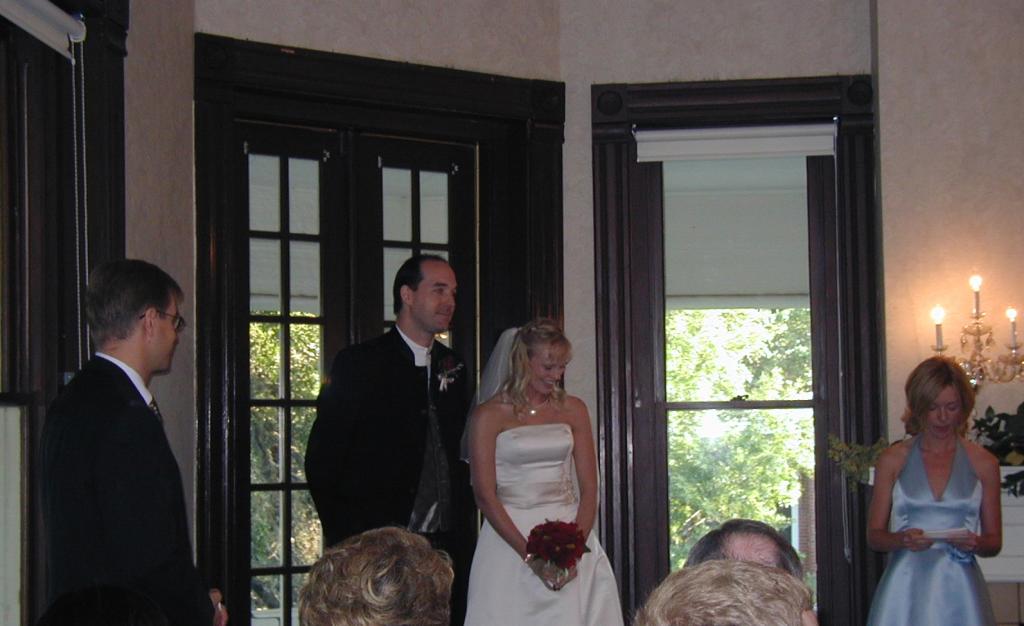 2004/07(July)/Shane-Jaynelle-Wedding/1024x768_2004-07-02-Shane-Jaynelle-Wedding-01.JPG
