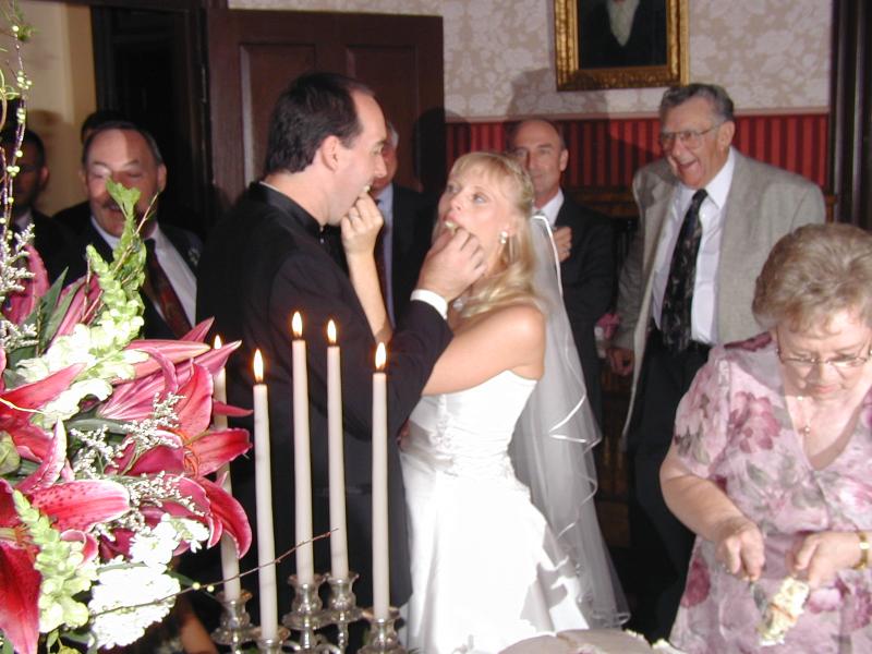 2004/07(July)/Shane-Jaynelle-Wedding/800x600_2004-07-02-Shane-Jaynelle-Wedding-23.JPG