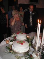 2004-07-02-Shane-Jaynelle-Wedding-15-cake.JPG