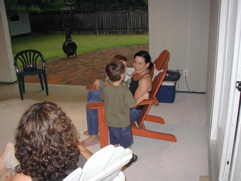 2004-07-25-Troy-Syndia-Deisinger-home-5-Dax-Chance.JPG
