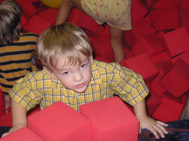 2004-08-14-Case-Bday-16-volcano.JPG
