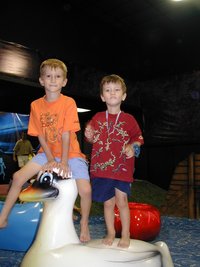 2004-08-14-Case-Bday-23-Chance-Dax.JPG
