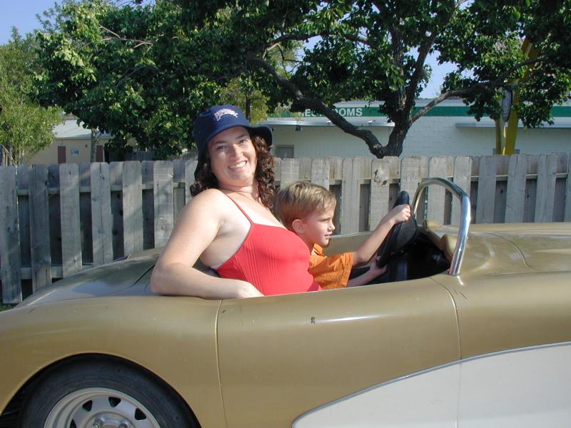 2004-08-15-Fiesta-Texas-56-Suzi-Chance-cars.JPG