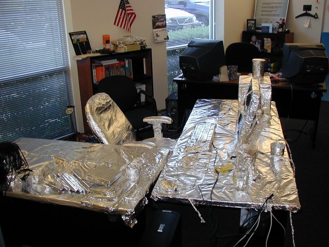 2004/08(August)/Tin-Foil-Desk/2004-08-15-Jim-Earl-Pants-Tin-Foil-Desk-1.JPG