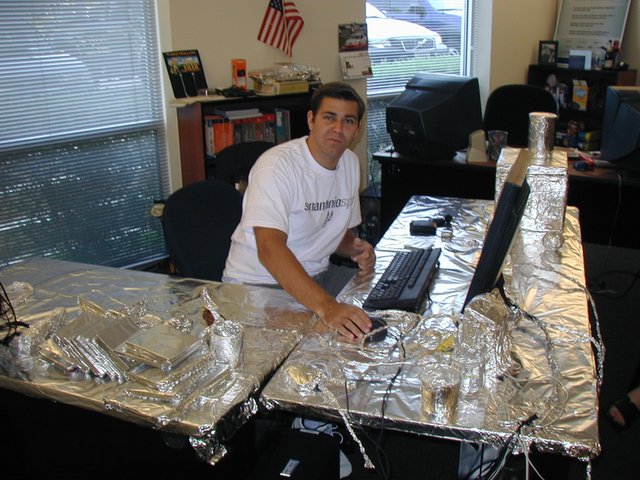 2004-08-15-Jim-Earl-Pants-Tin-Foil-Desk-5.JPG