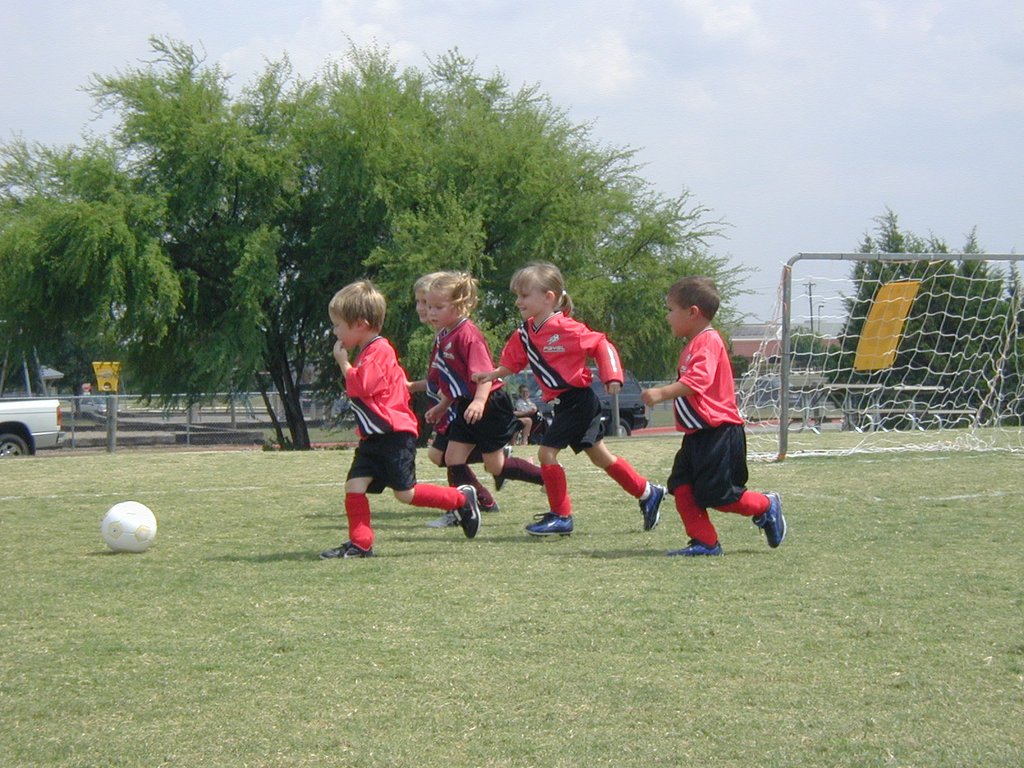 2004/09(September)/Cobra-Soccer/1024x768_2004-09-11-Soccer-08-Chance-Tori.JPG