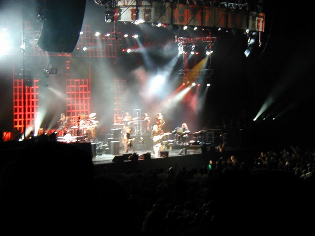 2004/09(September)/PNO-Sting/640x480_2004-09-17-PNO-Sting-03.JPG