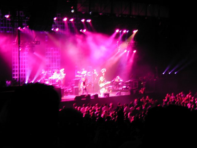 2004/09(September)/PNO-Sting/640x480_2004-09-17-PNO-Sting-04.JPG