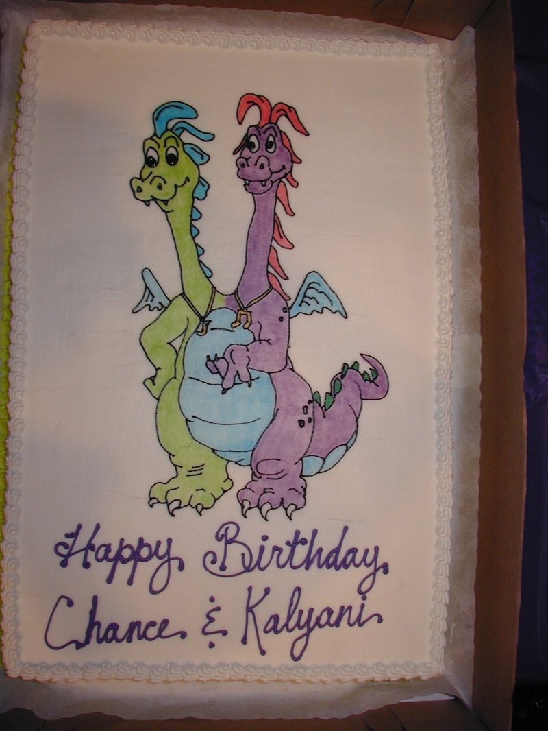 2004/10(October)/Chance-Kalyani-5th-Bday/2004-10-02-Chance-Kalyani-5th-bday-01-DragonTales-Cake.JPG