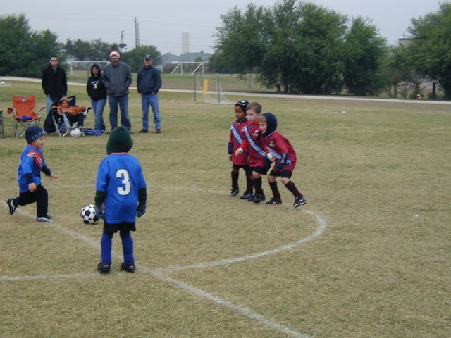 2004/10(October)/Chance-Soccer/640x480_2004-11-13-Chance-Soccer-last-game-2.JPG