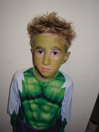2004-10-31-Halloween-09-Chance-Hulk.JPG
