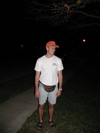2004-10-31-Halloween-Trick-or-treat-4-Travis.JPG