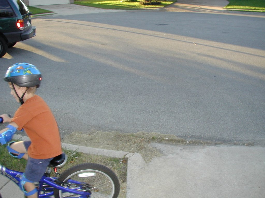 2004-10-09-Chance-riding-bike-3.JPG