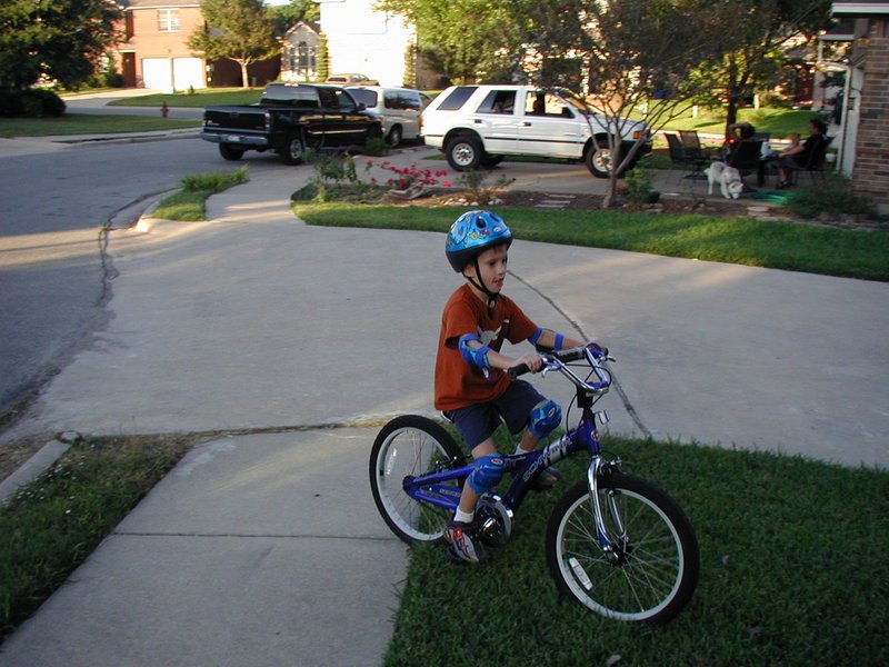 2004-10-09-Chance-riding-bike-2.JPG
