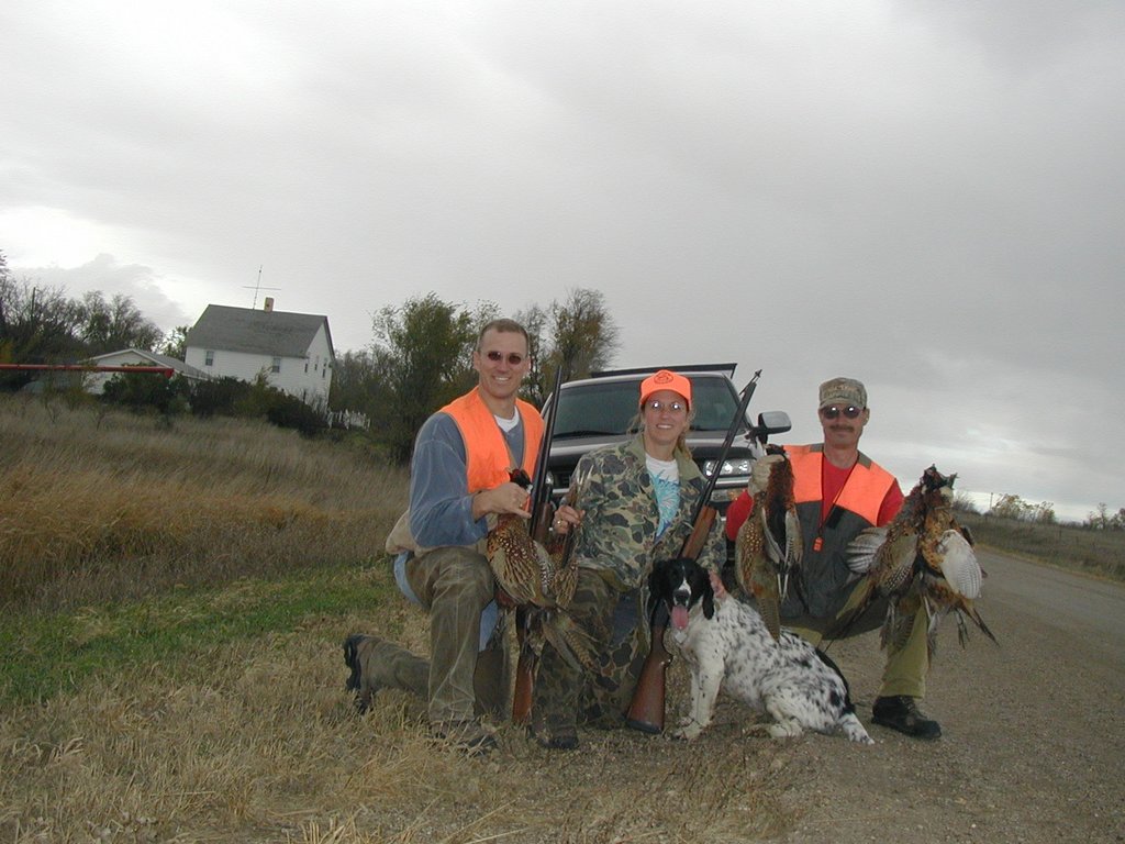 2004-10-26-Pheasant-Hunting-3-Travis-Rose-Mark-Pepper.JPG