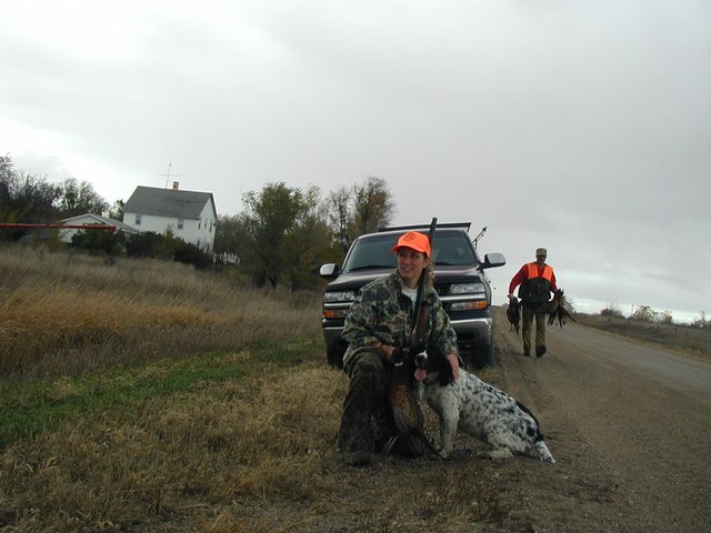 2004/10(October)/SD-Hunting/640x480_2004-10-26-Pheasant-Hunting-2-Rose-Pepper-Mark.JPG