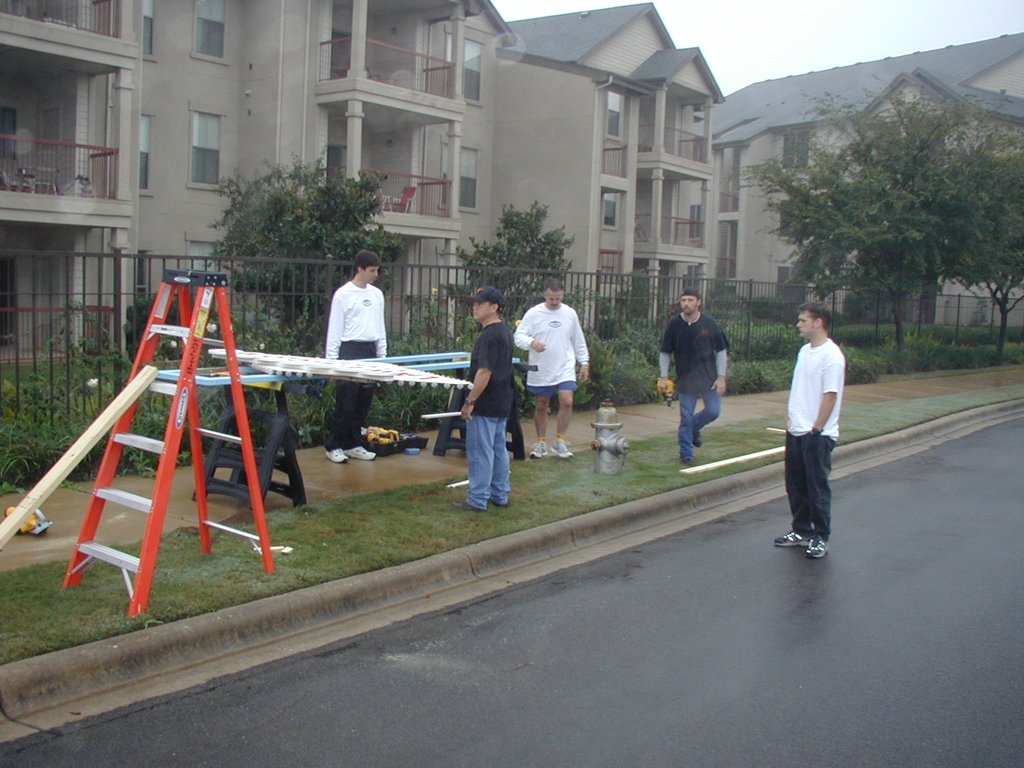 2004/11(November)/Motive-Bison-Stampede/1024x768_2004-11-21-Motive-Bison-Stampede-03-setup.JPG
