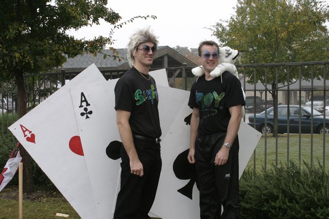 2004/11(November)/Motive-Bison-Stampede/640x480_2004-11-21-Motive-Bison-Stampede-22-Siegfried-Roy.JPG