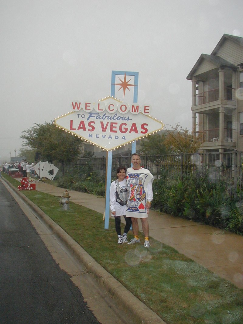 2004-11-21-Motive-Bison-Stampede-07-Welcome-to-Las-Vegas.JPG