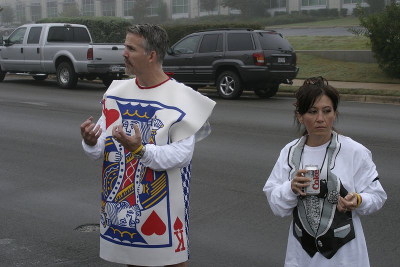 2004/11(November)/Motive-Bison-Stampede/800x600_2004-11-21-Motive-Bison-Stampede-29-Joe-Sheri.JPG