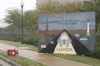 2004-11-21-Motive-Bison-Stampede-20-Luxor.JPG