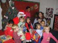 2004-12-16-Christmas-Party-07-Dax.JPG