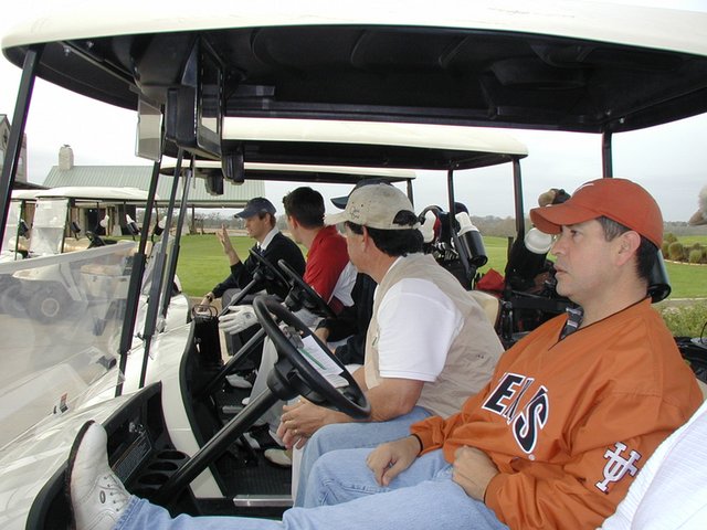 2004/12(December)/Golf/640x480_2004-12-04-Bison-Shamble-Star-Ranch-4-Ruben-Samson.JPG