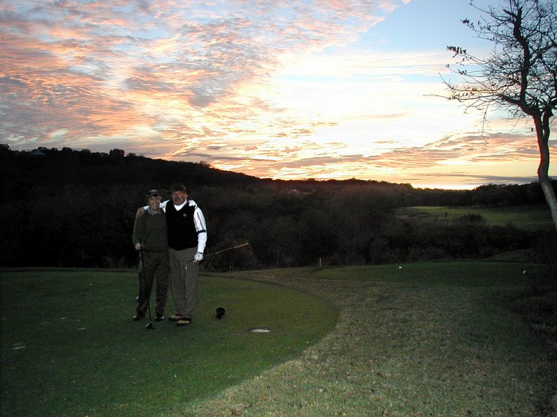 2004/12(December)/Golf/800x600_2004-12-01-ISS-Barton-Creek-Golf-8.JPG