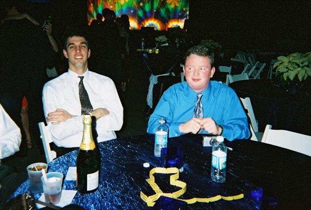 2004/12(December)/Motive-Xmas-Party/640x480_2004-12-04-Motive-Christmas-Party-03-Stan-Danny.jpg