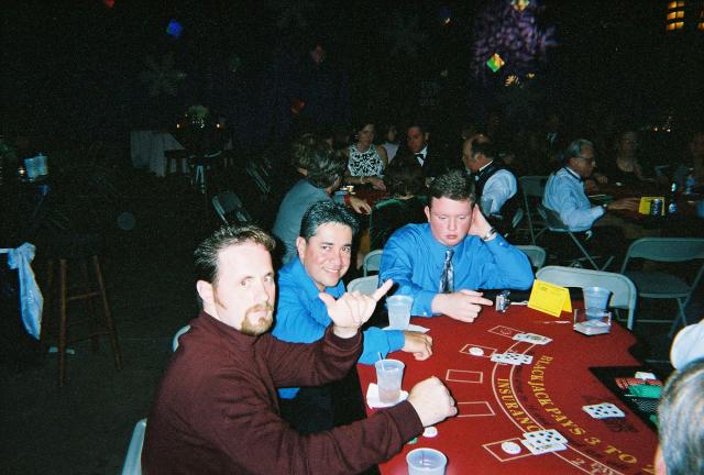 2004/12(December)/Motive-Xmas-Party/640x480_2004-12-04-Motive-Christmas-Party-06-Jason-Samson-Danny.jpg