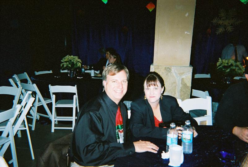 2004/12(December)/Motive-Xmas-Party/800x600_2004-12-04-Motive-Christmas-Party-19-Randy-Susan.jpg