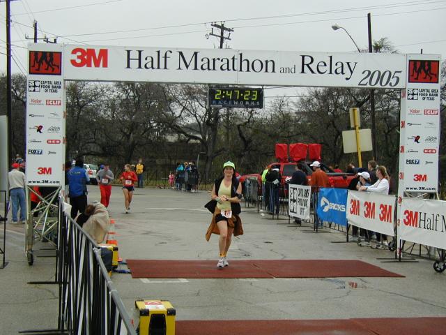 2005/01(January)/3M-Half-Marathon/640x480_2005-01-30-3M-half-marathon-Suzi-3.JPG