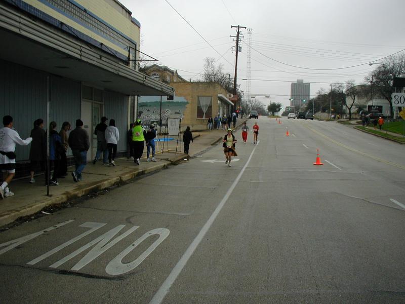 2005/01(January)/3M-Half-Marathon/2005-01-30-3M-half-marathon-Suzi-1.JPG