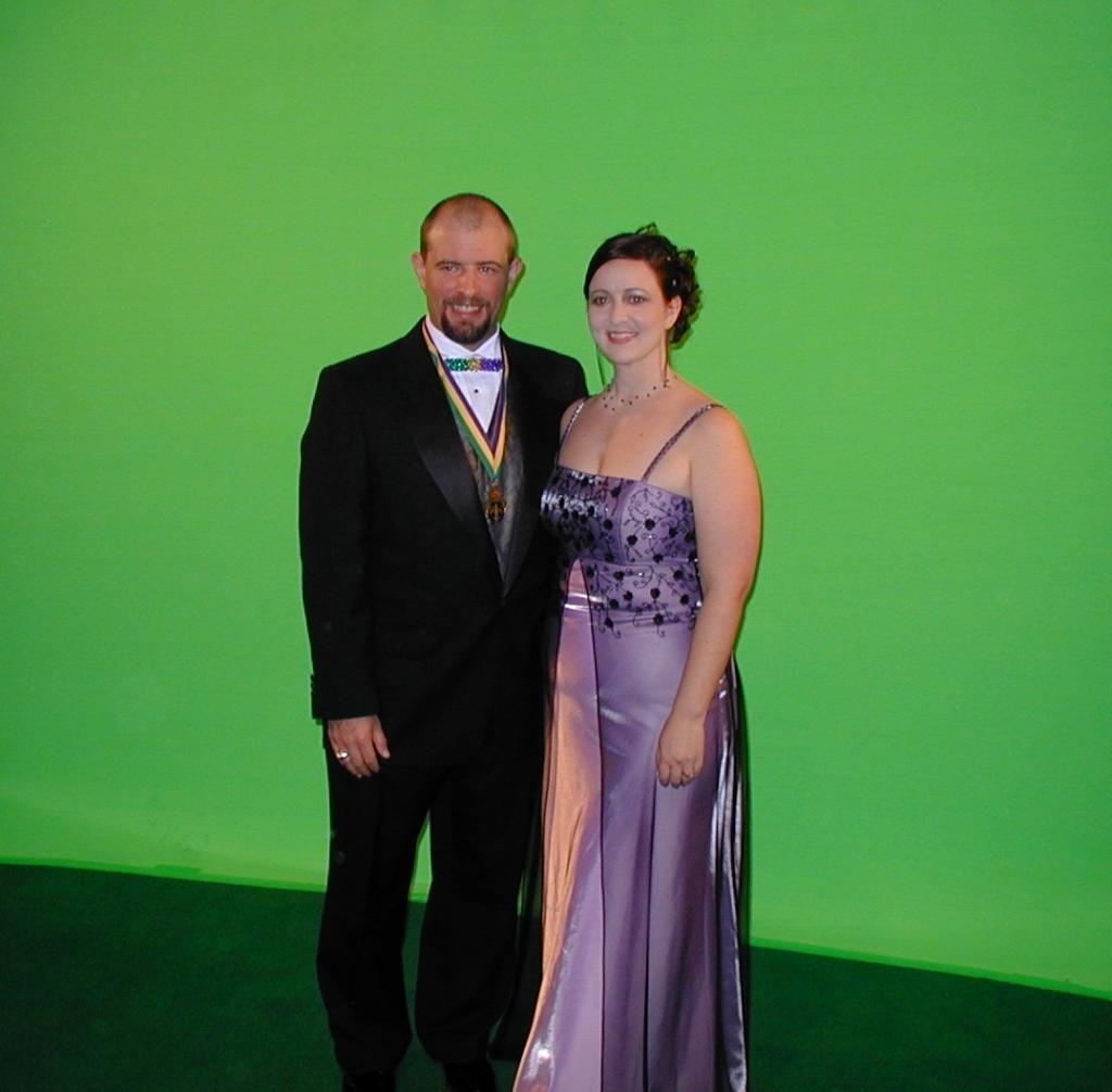 2005/01(January)/Coronation-Ball/1024x768_2005-01-08-Coronation-Ball-08-greenscreen-Ren-Marci.JPG
