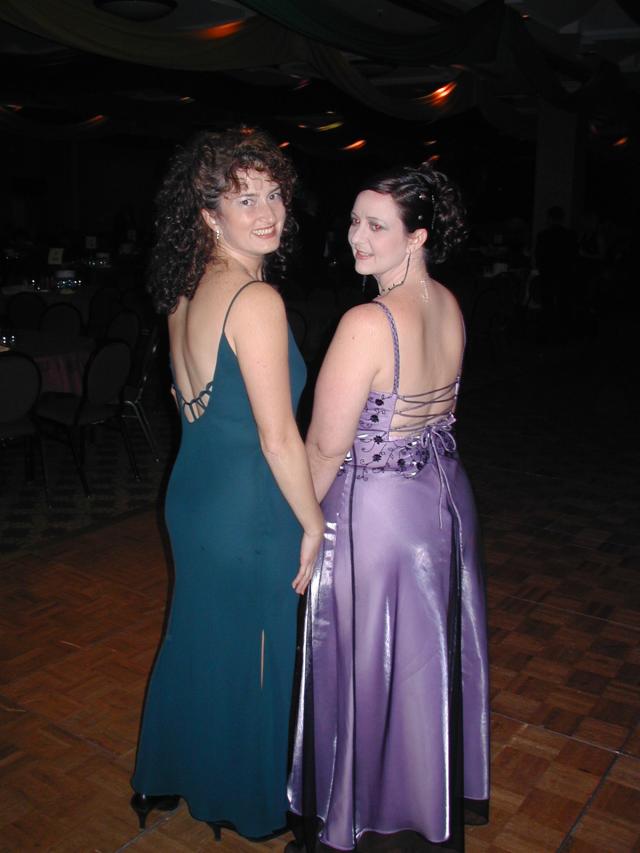 2005-01-08-Coronation-Ball-13-Suzi-Marci.JPG