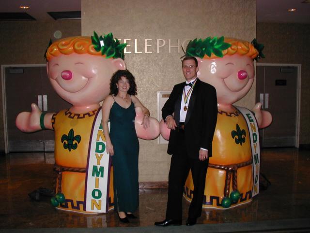 2005/01(January)/Coronation-Ball/640x480_2005-01-08-Coronation-Ball-15-Suzi-Travis.JPG