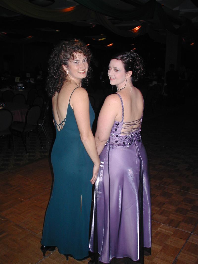 2005/01(January)/Coronation-Ball/800x600_2005-01-08-Coronation-Ball-13-Suzi-Marci.JPG