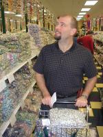 2005-01-08-Coronation-Ball-01-Bead-shopping-Ren.JPG