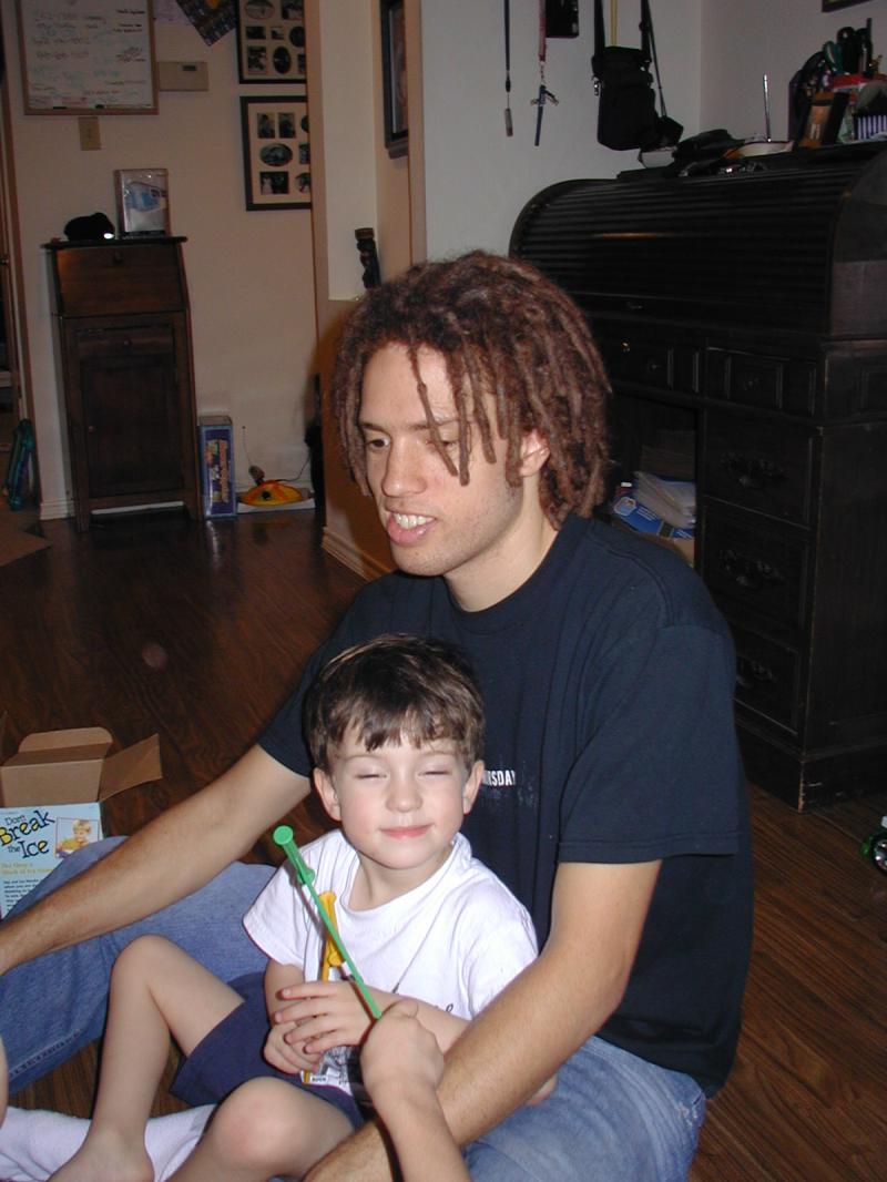 2005-01-02-Xmas-Mark-Vanessa-1-Dax.JPG